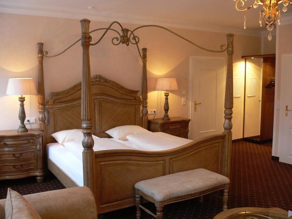 Meiser Altstadt Hotel ディンケルスビュール エクステリア 写真