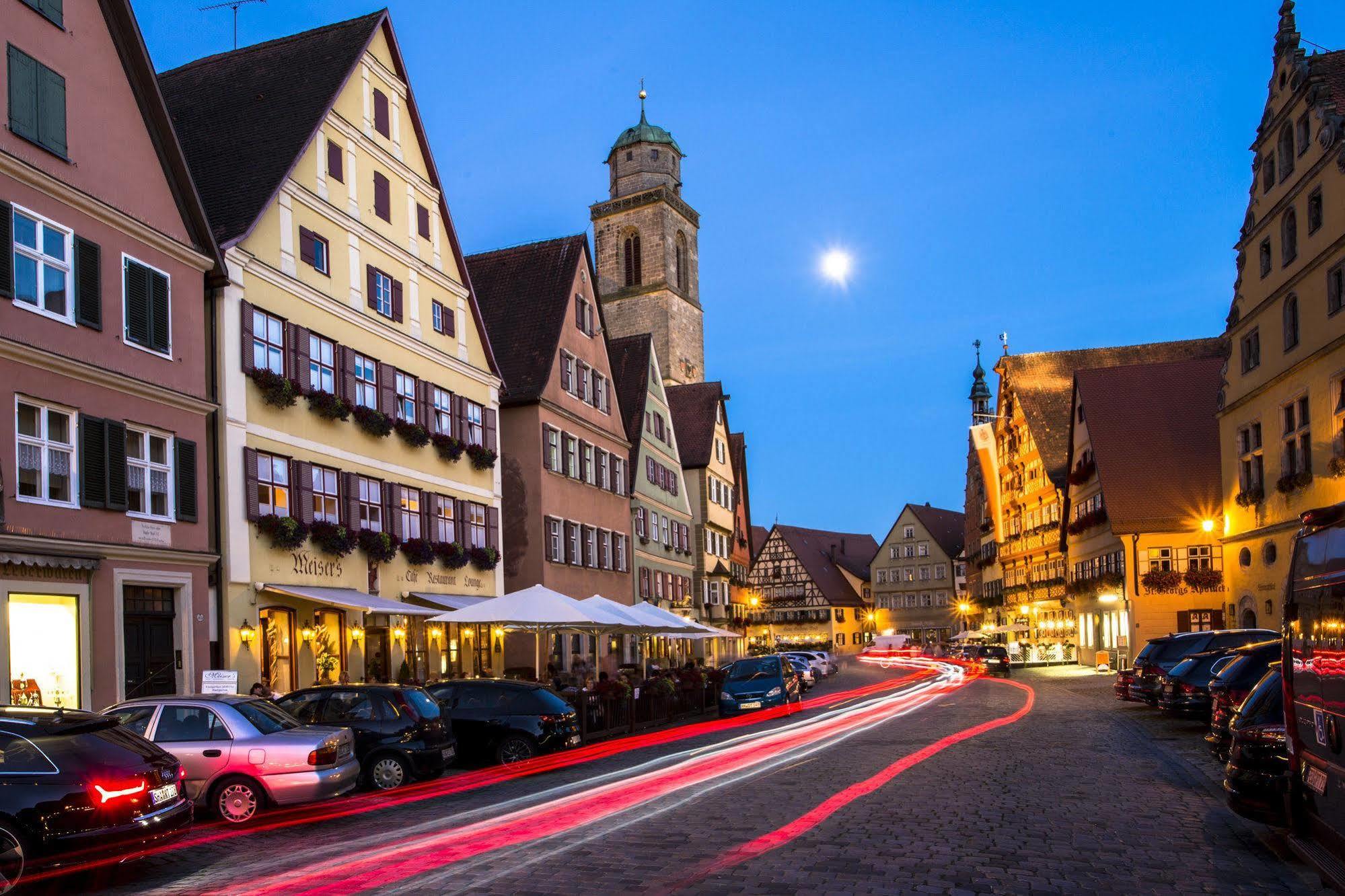 Meiser Altstadt Hotel ディンケルスビュール エクステリア 写真